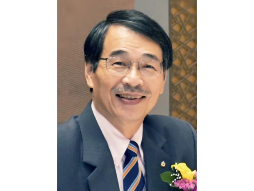嚴尚文